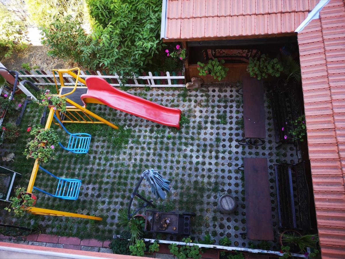 Respekt Guest House Sunny Beach Eksteriør billede