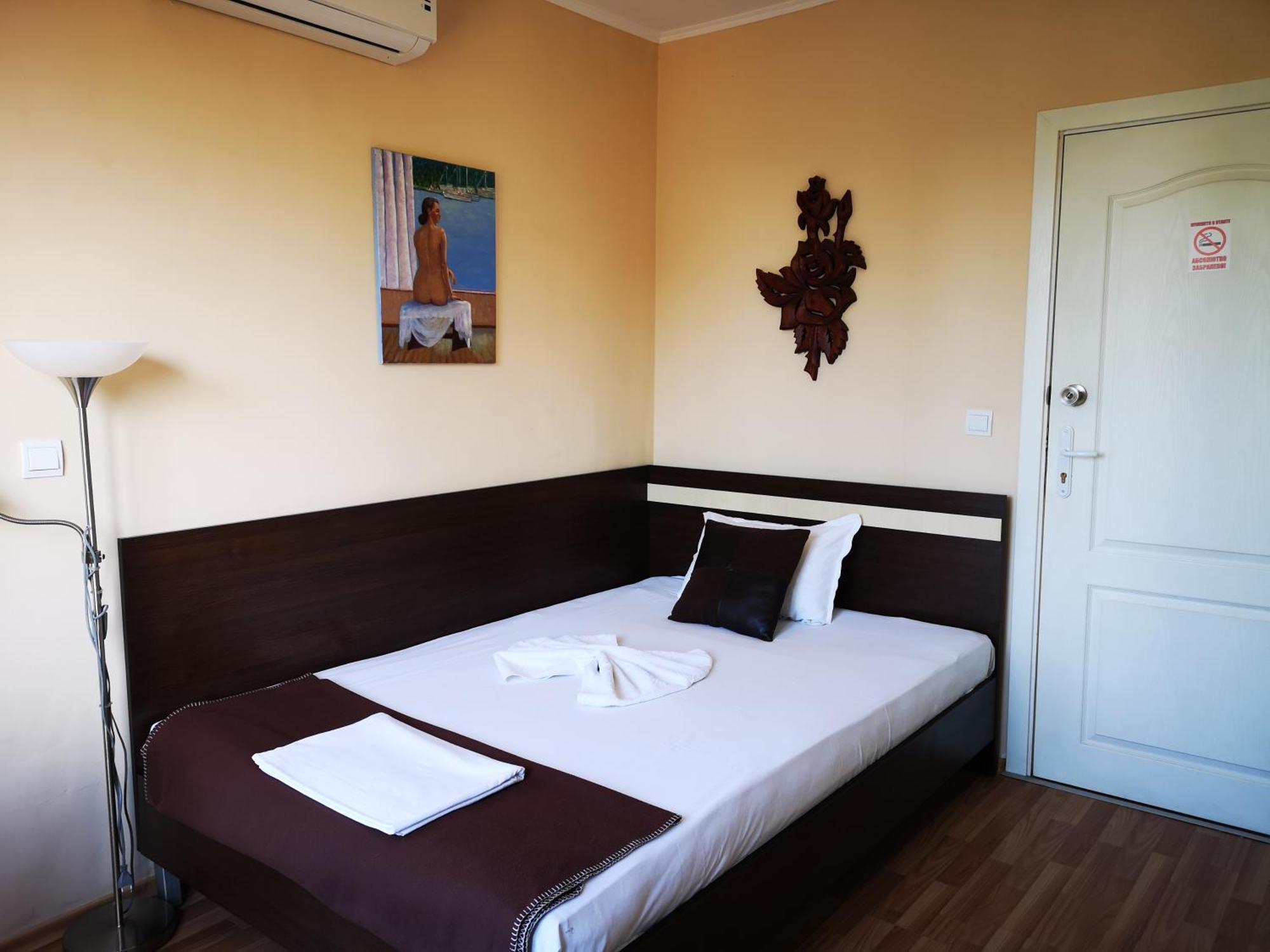 Respekt Guest House Sunny Beach Værelse billede