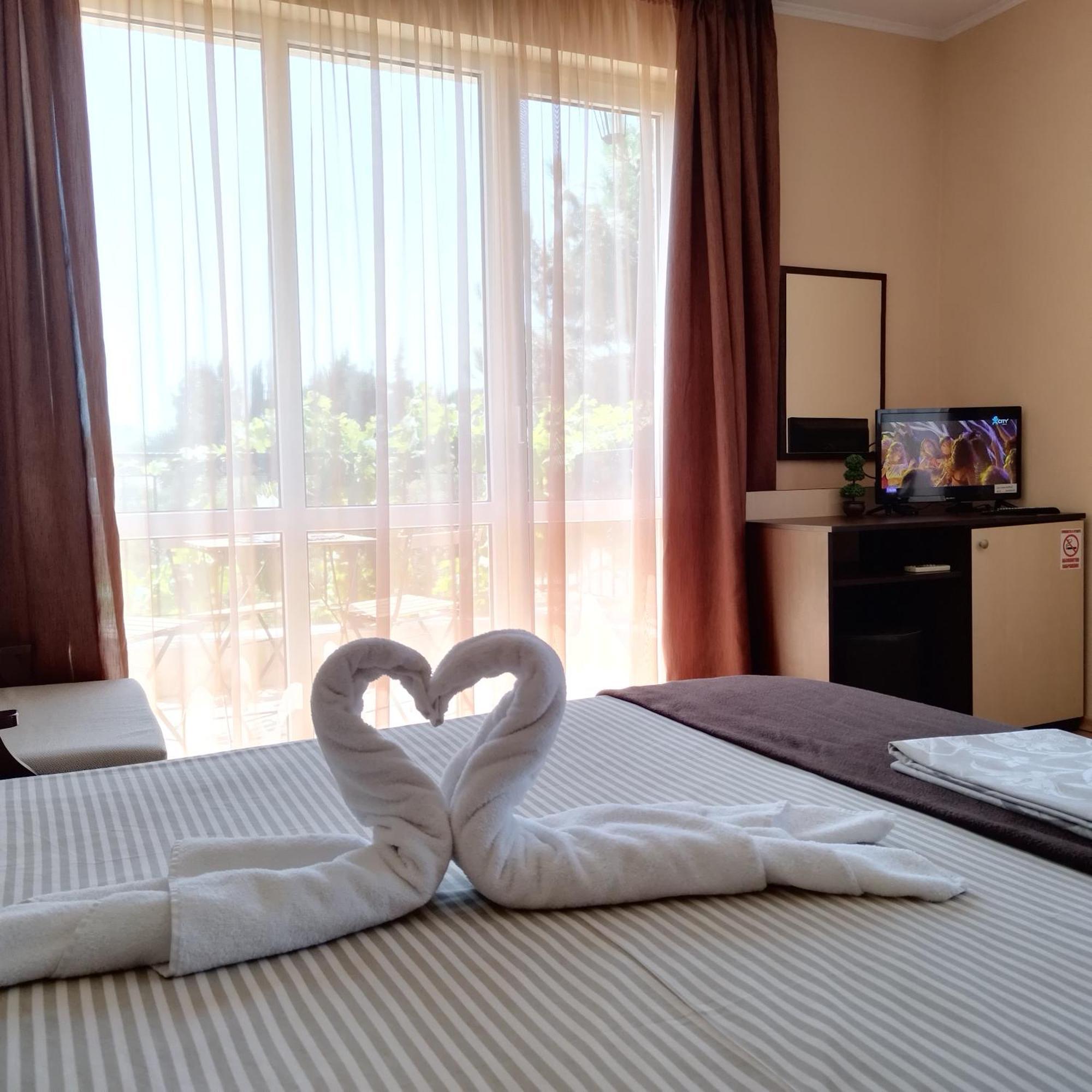 Respekt Guest House Sunny Beach Værelse billede